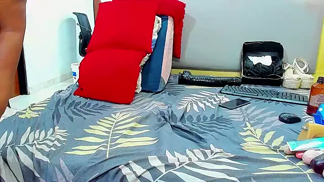 ebonyy-sweett live XXX chat