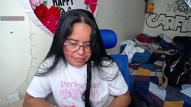 Miss__kendra_ live XXX chat