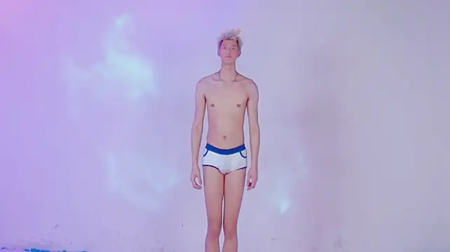 צ'אט XXX בשידור חי של TNT-888