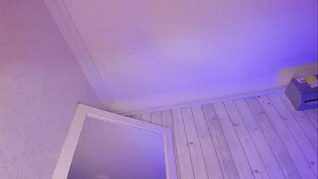 XXX chat uživo modela DominicSccott