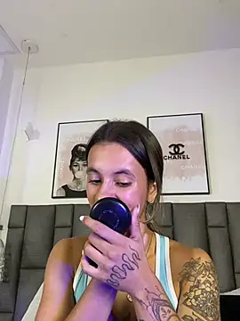 JuliaColemann 现场XXX聊天