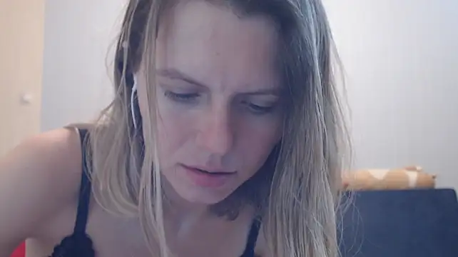 Chat +18 de night_is_dark ao vivo