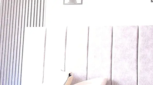 Emmy_And_LunaのライブXXXチャット