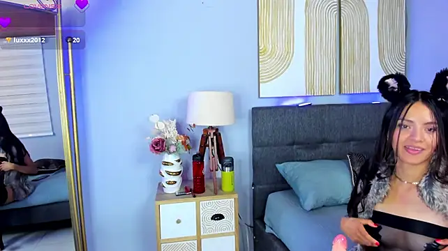 Živý XXX chat kiara_goldd