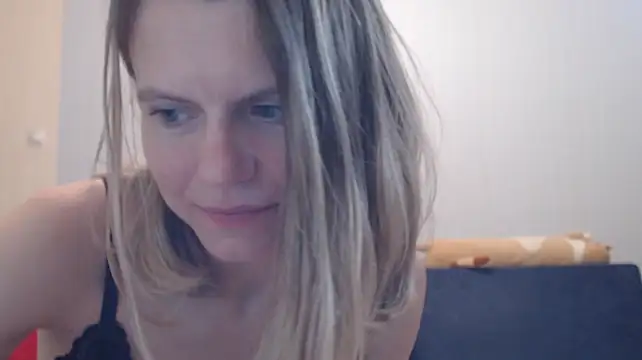 Živý XXX chat night_is_dark