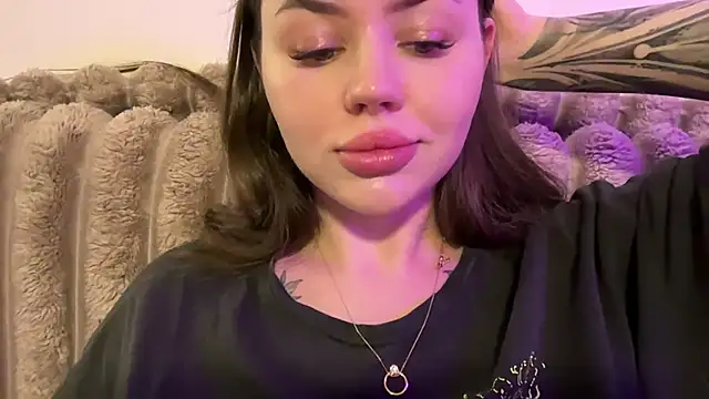 AlmaryKim live XXX chat