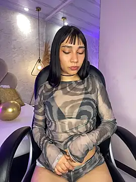 LaylaJames live XXX chat