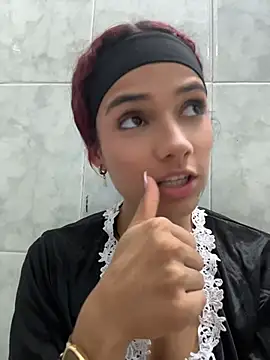 Amber_sparkle - Two fingers in ass😍