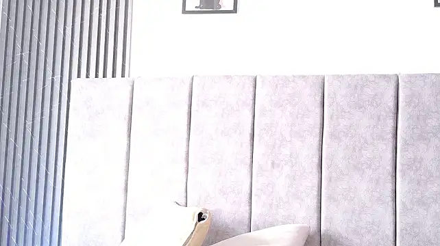 Emmy_And_Luna live XXX chat