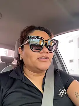 Chat +18 de ludmila_x ao vivo