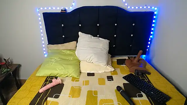 Candy_chloee Adlı Modelin Canlı XXX Sohbeti