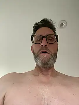 alwaysyoursmommy: вебкам-шоу