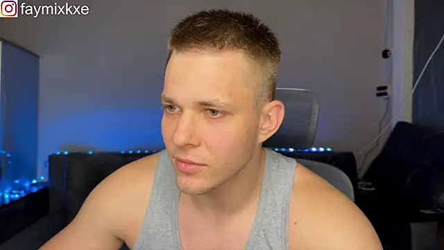 Nikclak – Naživo XXX chat