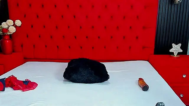 KateTompson_'s Live XXX Chat