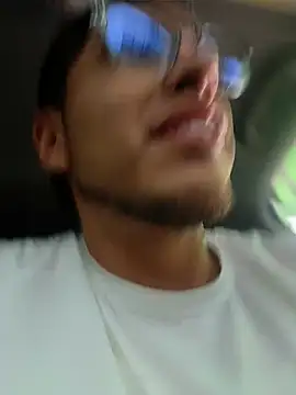 הופעת וובקאם של StrokingDaddy4
