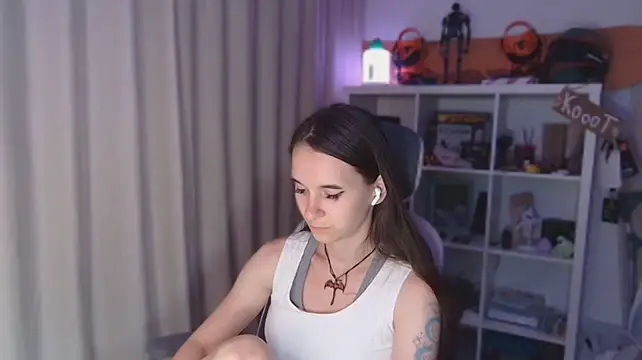 Chat +18 de RolandeRodriquz ao vivo