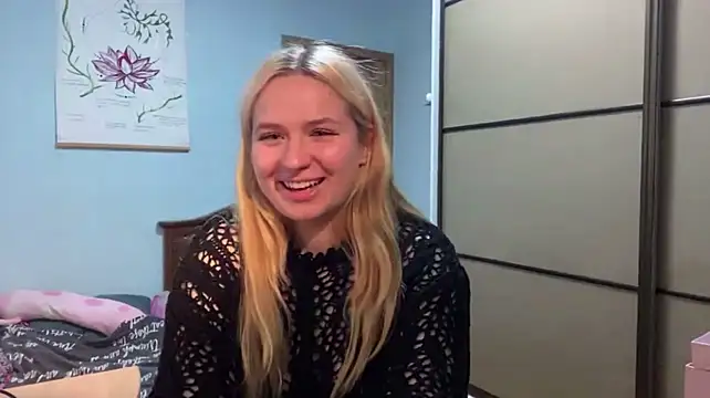 LatiaVandorp Live XXX-chat