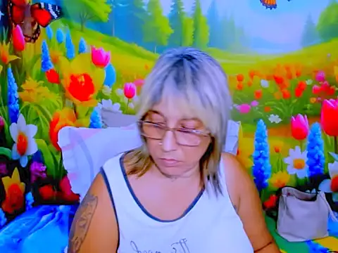 Chatroom XXX en direct de indianroxy