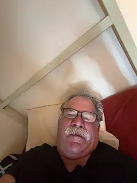 Caesar_Baxter Live XXX Chat