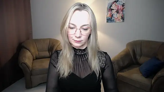 Ava_Elior: онлайн-секс-чат