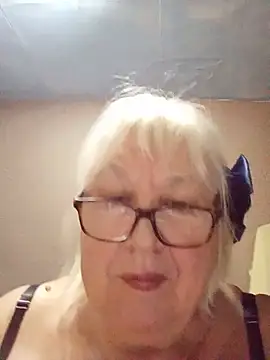 Chat +18 de Alexia64231 ao vivo