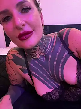 KathaleaNoir Chat XXX in diretta