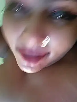 Czat XXX na żywo – juhi06
