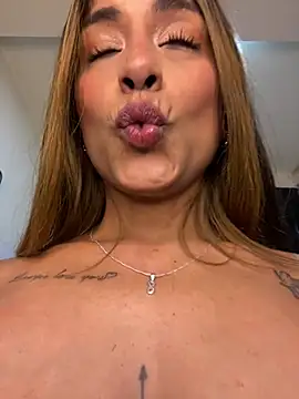 Liamiler01_ live XXX chat