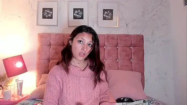 Vale_Rosse_ Adlı Modelin Canlı XXX Sohbeti