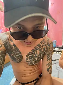 XLJjjjjjjjjjj Show Webcam