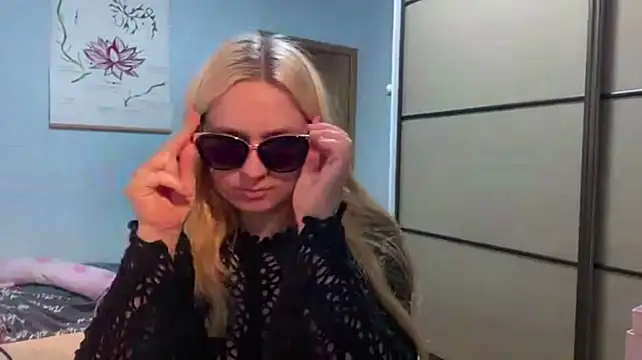 LatiaVandorp's Live XXX Chat