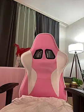 MistressMommyKate - 3 fingers in pussy + LT5mtoy