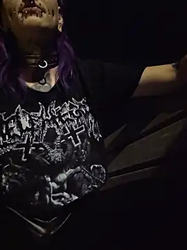 Purple_Coffin666 – Live XXX-chat