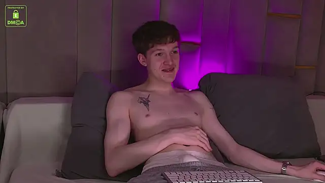 Вебкам-шоу LiamVibe