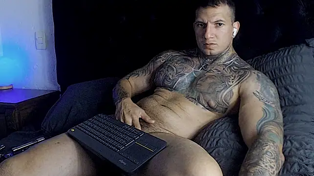 Shane_Clay Live XXX-Chat