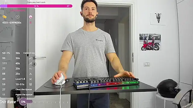 Živý XXX chat ZackFraser