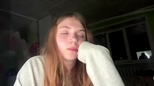 Czat XXX na żywo – KerriHatten