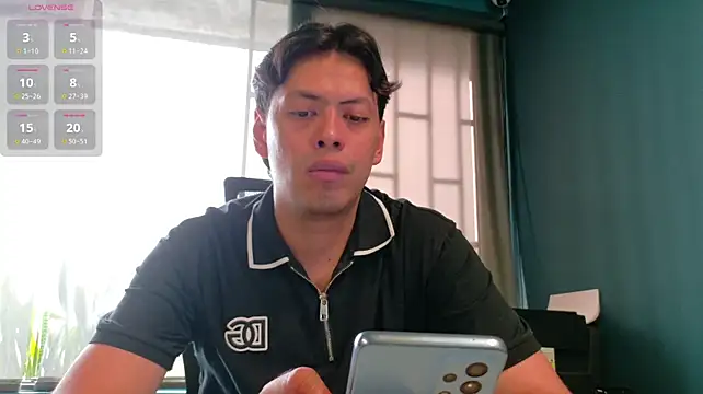Živý XXX chat tommyy-