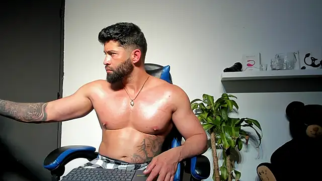 در دشة RikyAaron الجنسية المباشرة