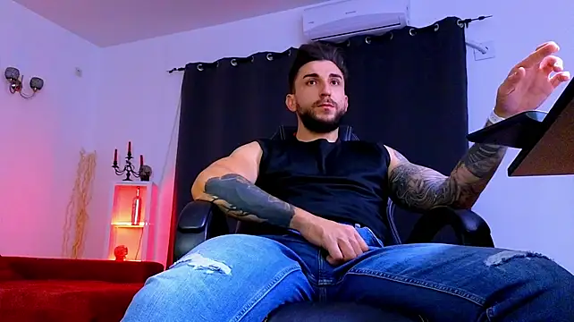 MightyAaron66 Chat XXX live