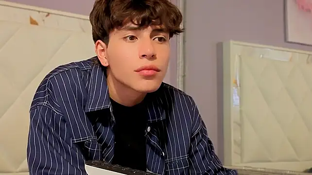Michaell_Peters 라이브 XXX 채팅