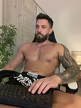 Chat +18 de LustyMike_ ao vivo