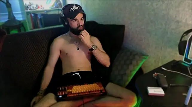 XXX chat uživo modela _Serious_Man