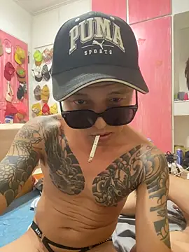 XLJjjjjjjjjjj Show Webcam