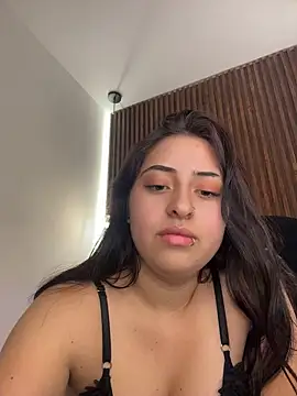 Hanna-fire live XXX chat