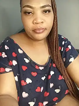BeverlyQueen15 live XXX chat