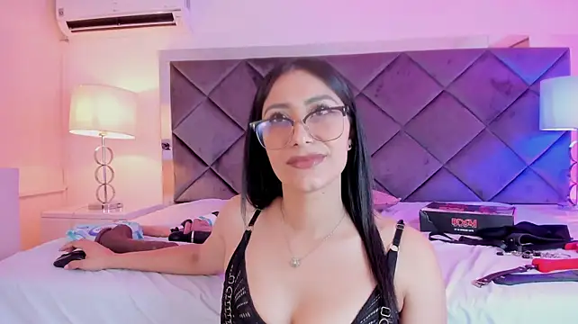 แชท XXX สดของ PamelaaPonce