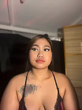 vien_pussy69's Live XXX Chat