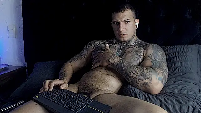 Shane_Clay Live XXX-chat