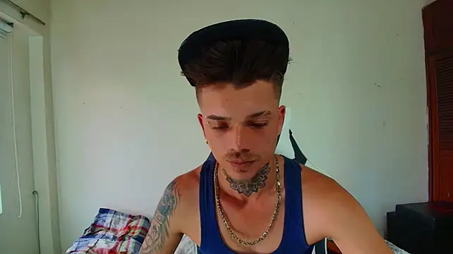 Gold_Loyal77n Live XXX chat